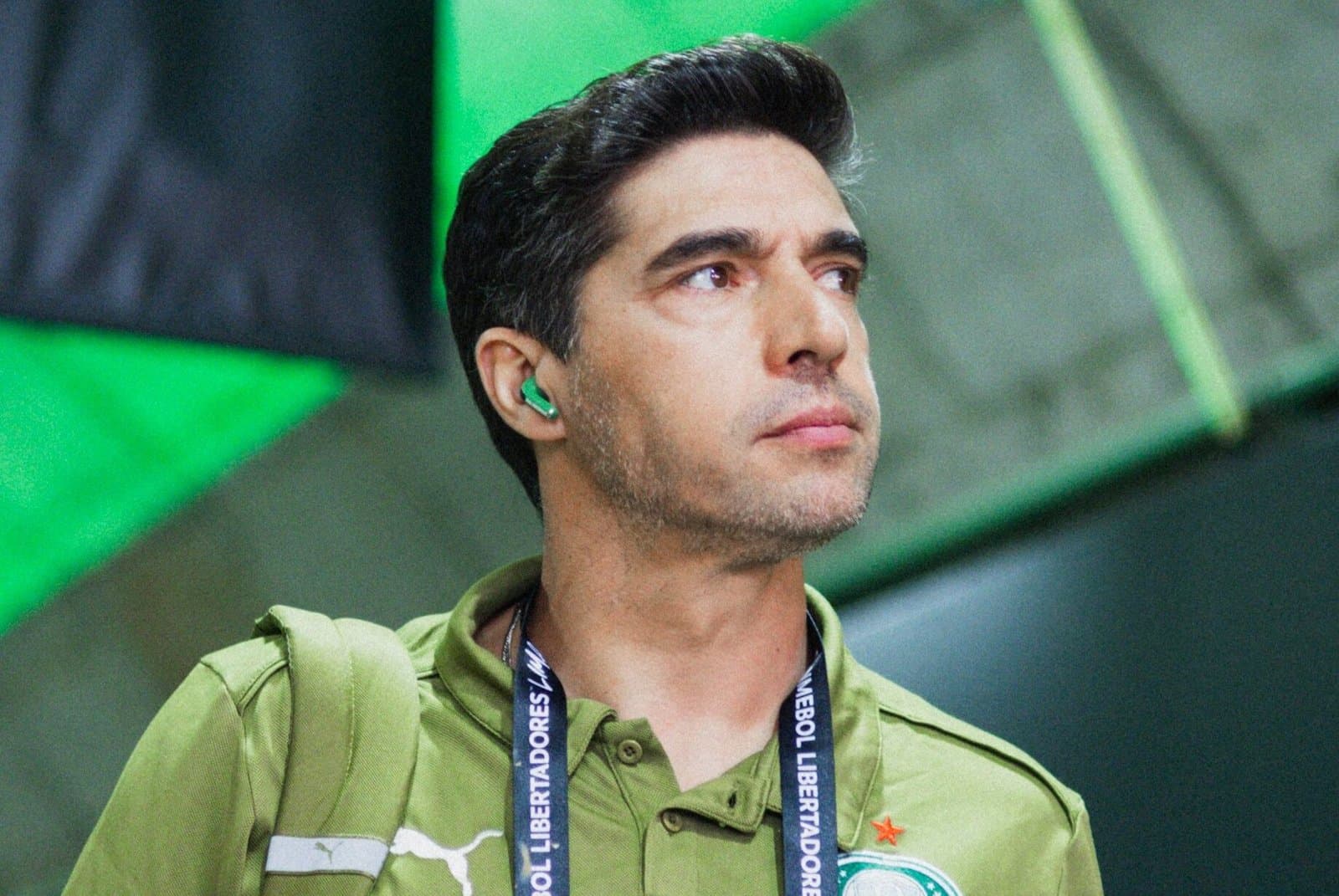 Palmeiras confirma renovação de Abel Ferreira e novo vínculo será válido até o final de 2027
