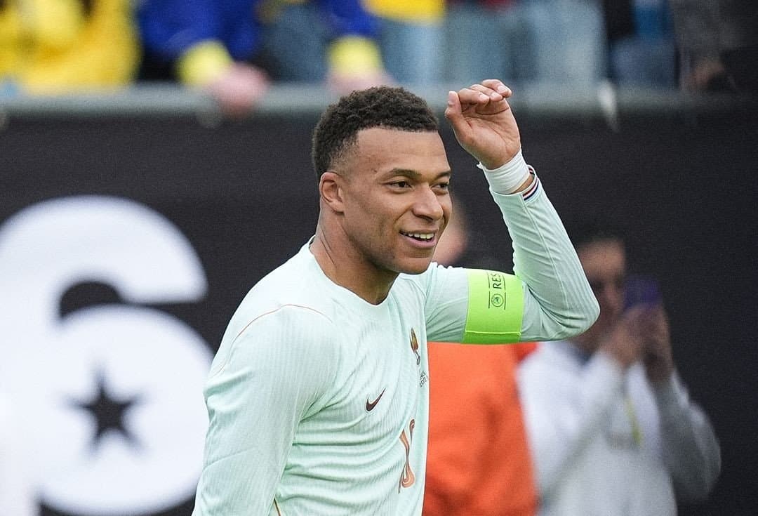 Com um jogador a menos, França derrota o Brasil em amistoso; confira