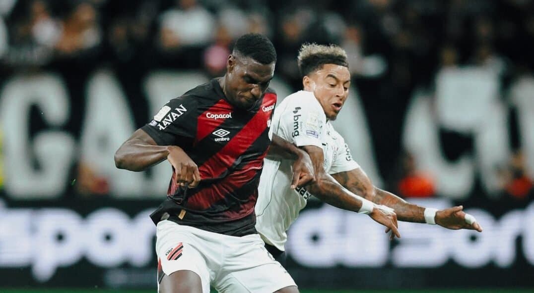 Corinthians e Athletico-PR empatam em um jogo sem gols; veja como foi