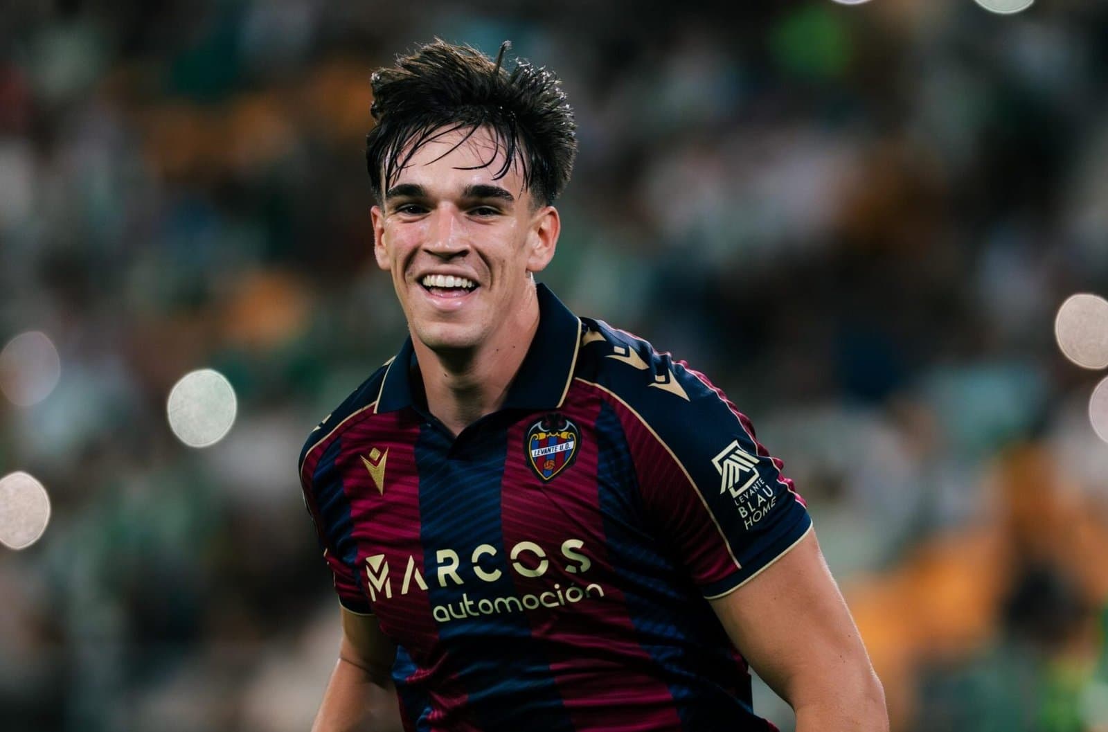 Real Madrid anuncia contratação de Carlos Espí, ex-Levante; veja